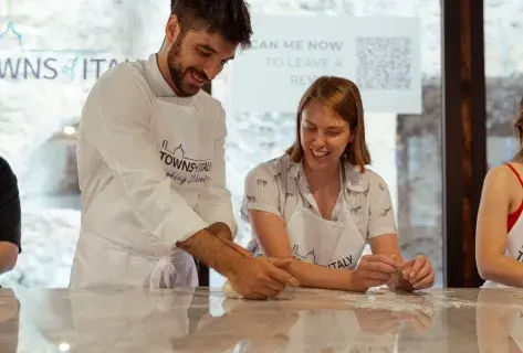 Pizza cooking class in Palermo