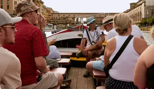 Florentine gondola boat tour