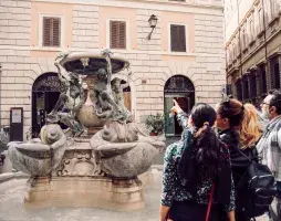 walking tour in the centre of Rome