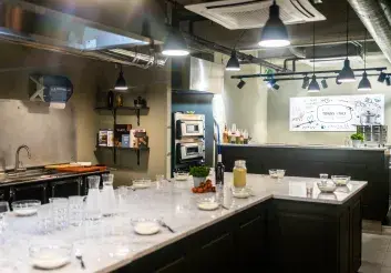 Milan cooking schools