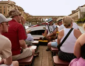 Florentine gondola boat tour