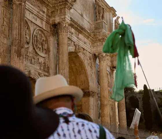 Colosseum express guided tour