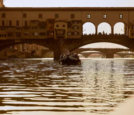 Florence gondola ride