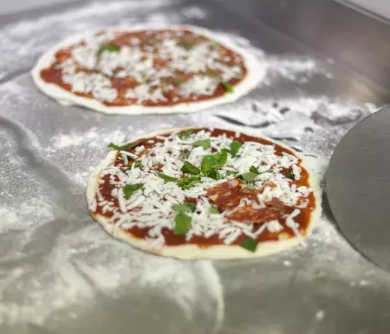 How to make pizza in Italy