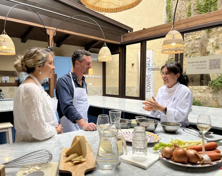 Cooking class in Palermo with market tour