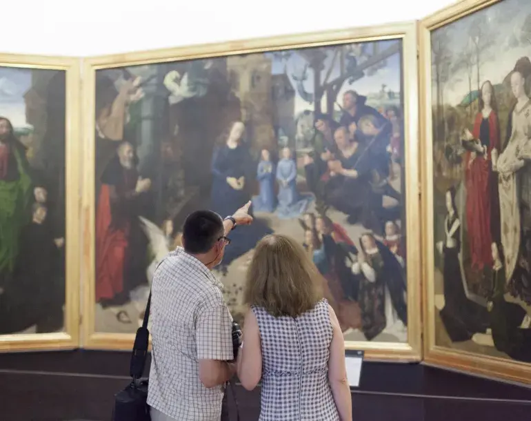 Admire masterpieces uffizi