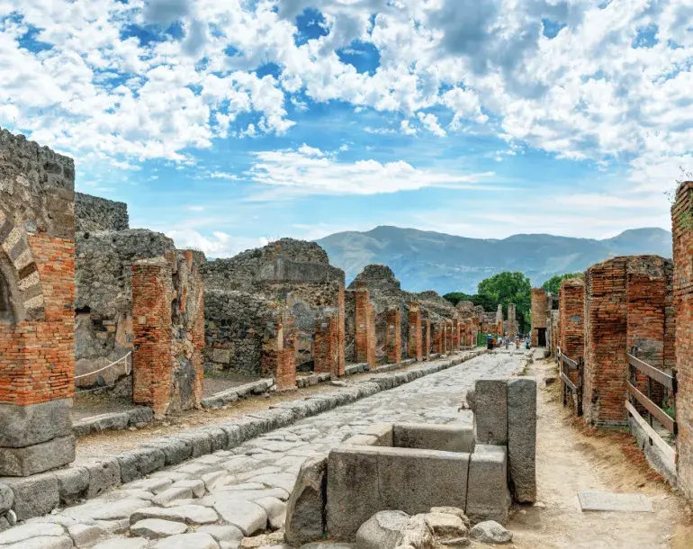 Amalfi, Pompei and Positano private tour