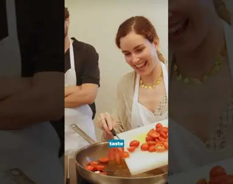 Preview image for the video "Pasta &amp; Gelato Cooking Class in Florence".